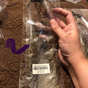 Paparazzi short necklaces. 50 items as a lot!